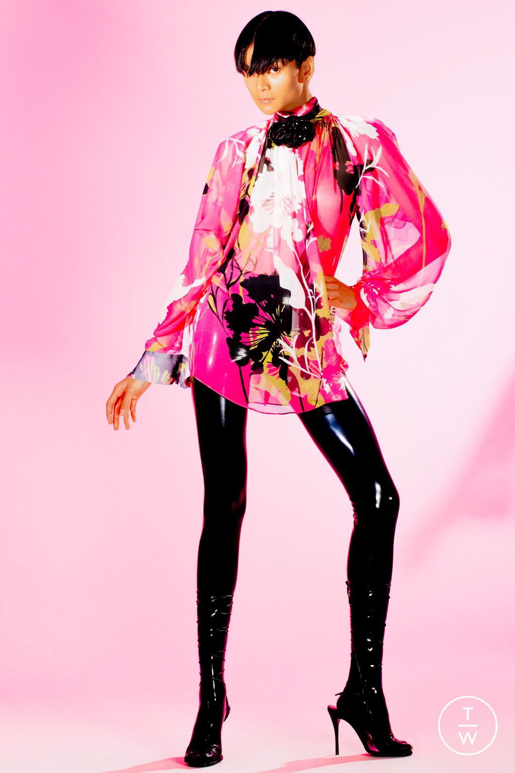 Fashion Week New York Pre-Fall 2023 look 22 de la collection Prabal Gurung womenswear