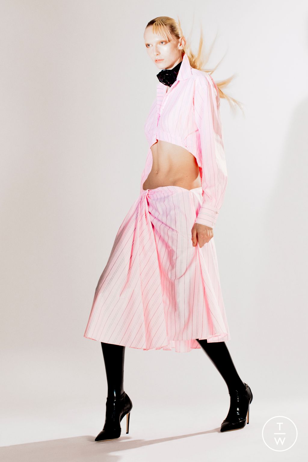Fashion Week New York Pre-Fall 2023 look 8 from the Prabal Gurung collection womenswear
