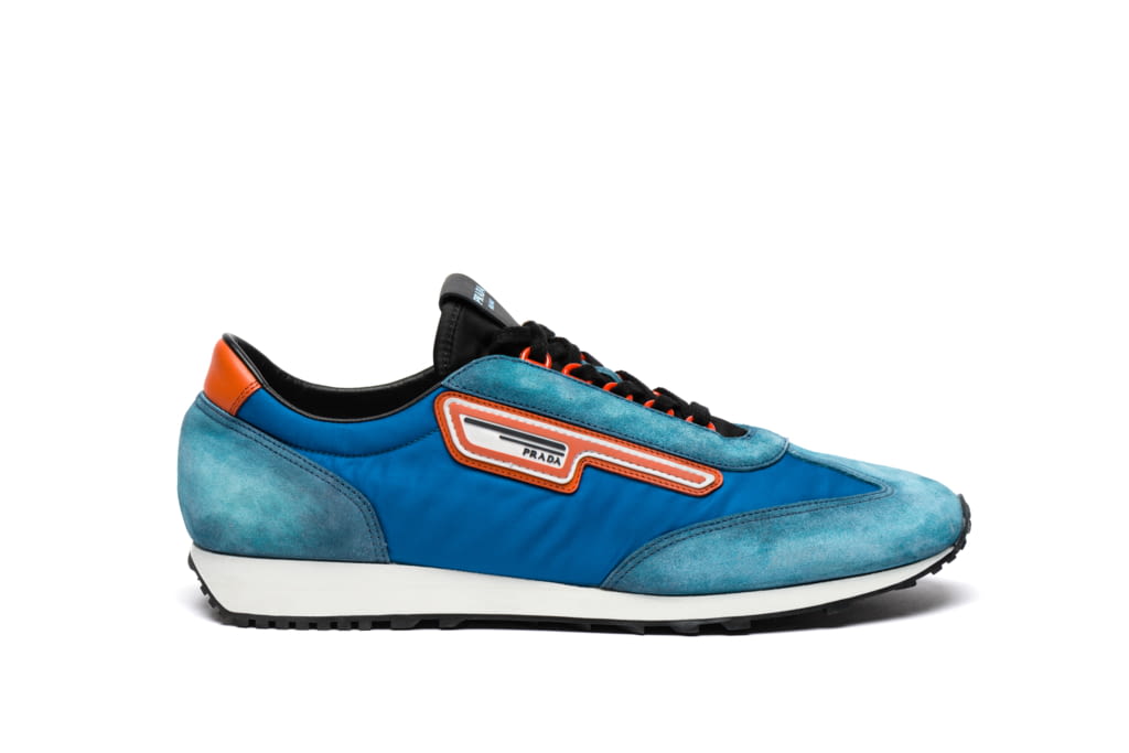 Fashion Week Milan Spring/Summer 2019 look 16 from the Prada collection menswear accessories