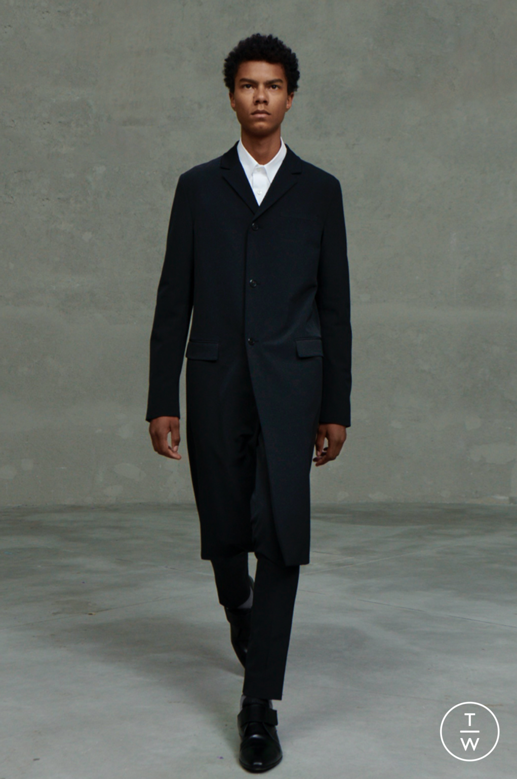 Fashion Week Milan Spring/Summer 2021 look 3 from the Prada collection 男装