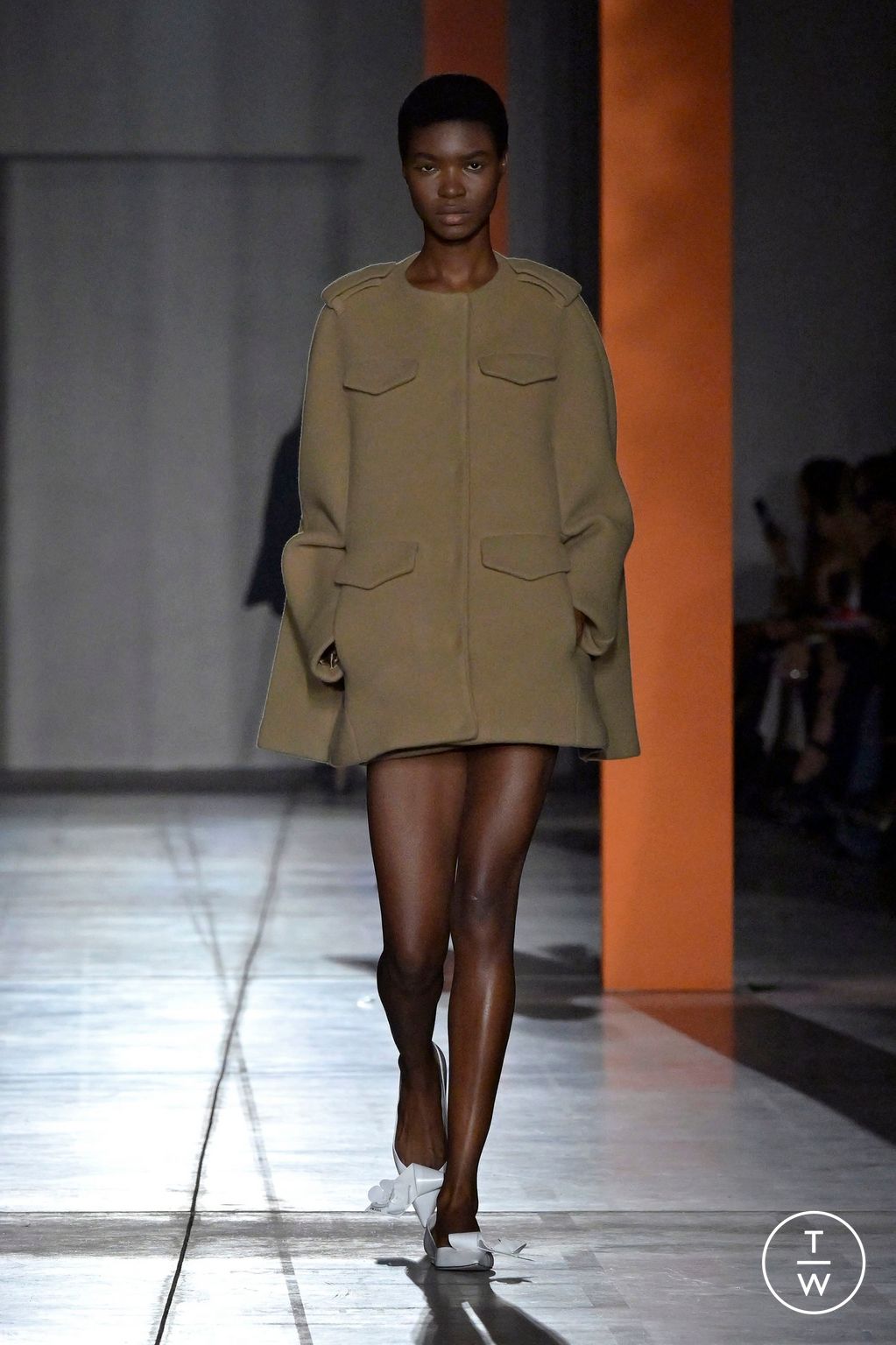 Fashion Week Milan Fall/Winter 2023 look 35 from the Prada collection 女装