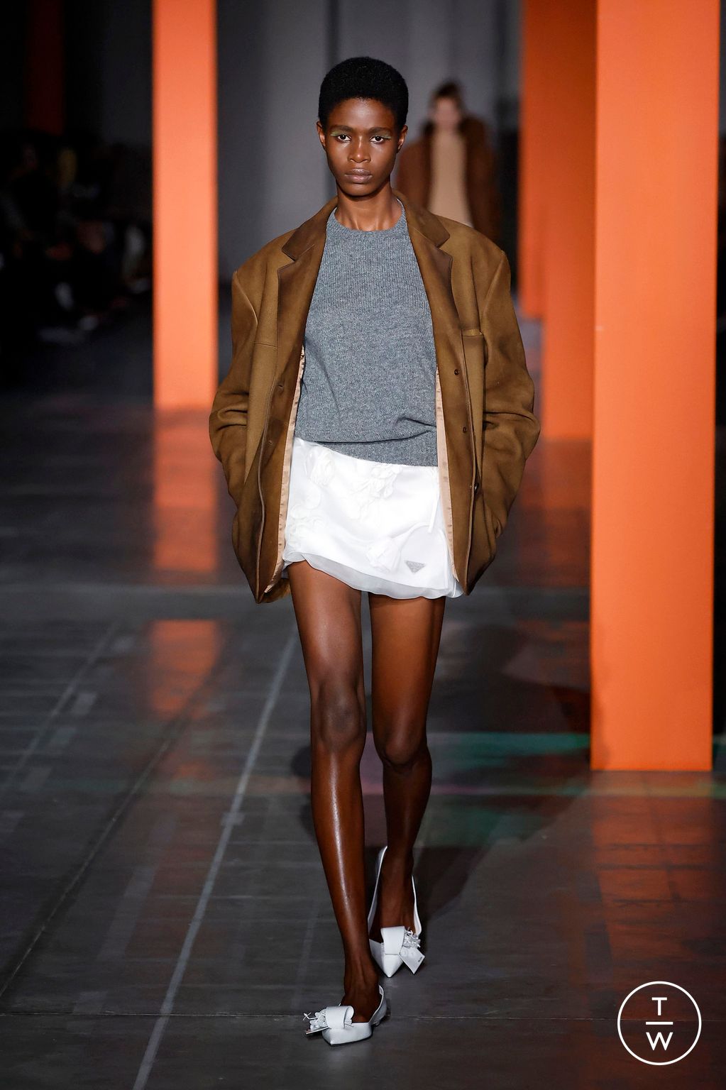 Fashion Week Milan Fall/Winter 2023 look 3 de la collection Prada womenswear