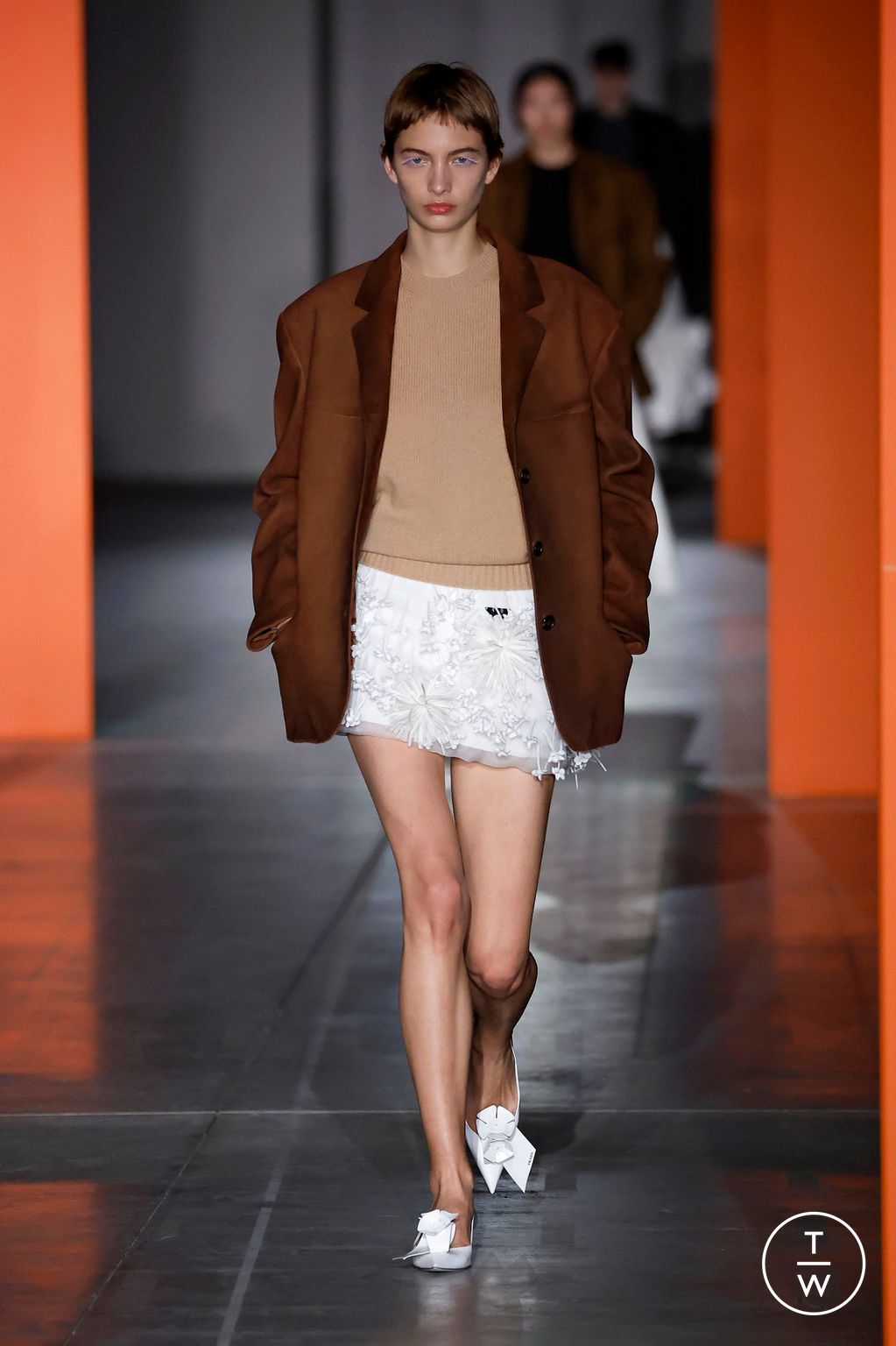 Fashion Week Milan Fall/Winter 2023 look 4 de la collection Prada womenswear
