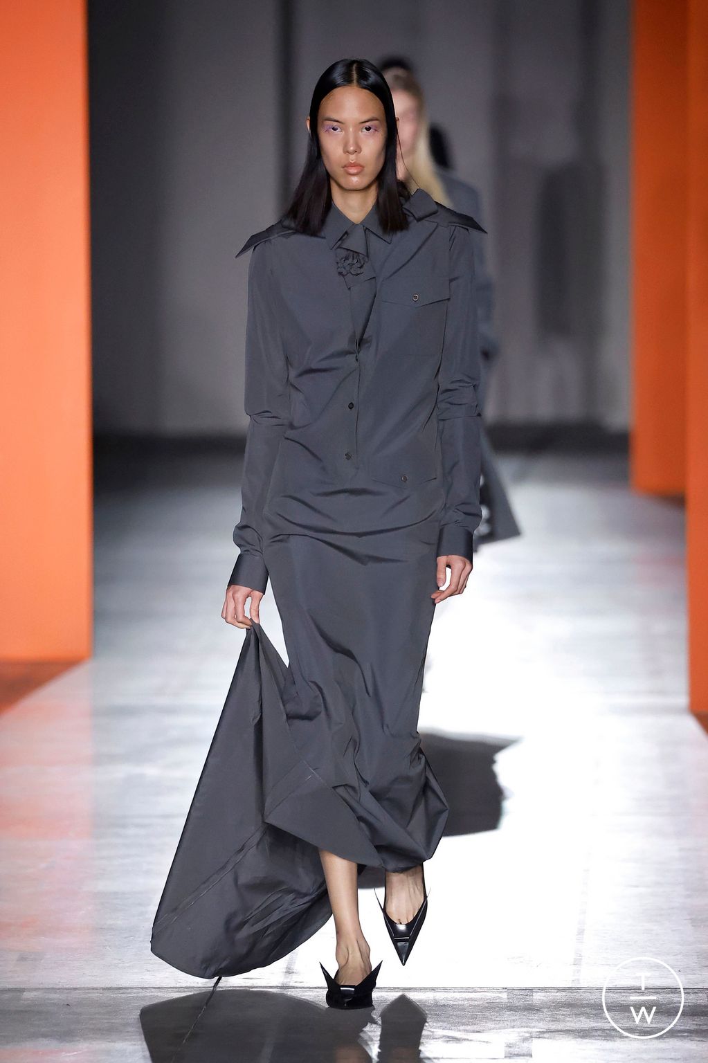 Fashion Week Milan Fall/Winter 2023 look 10 from the Prada collection womenswear