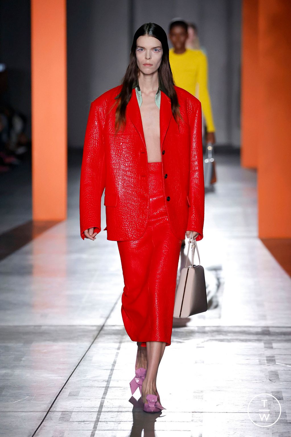 Fashion Week Milan Fall/Winter 2023 look 23 from the Prada collection womenswear