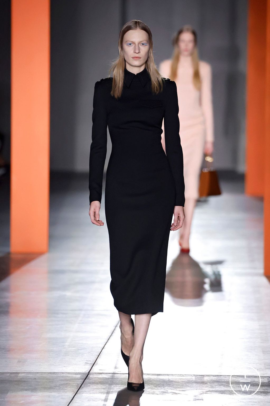 Fashion Week Milan Fall/Winter 2023 look 26 from the Prada collection womenswear