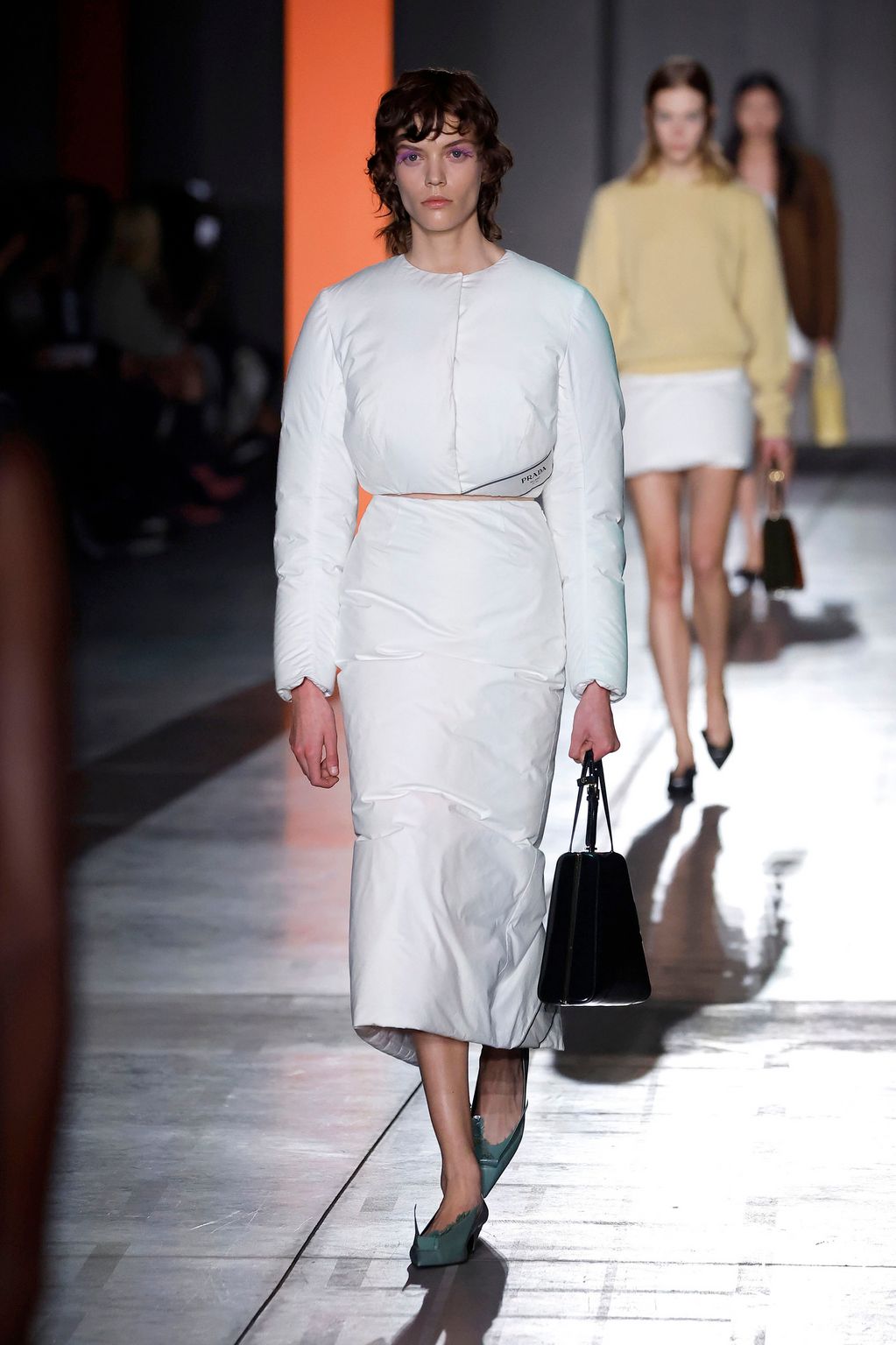 Fashion Week Milan Fall/Winter 2023 look 30 from the Prada collection 女装