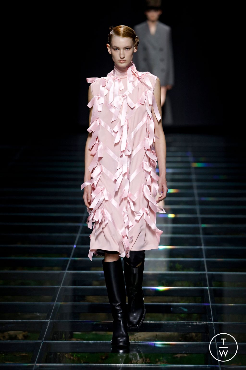 Fashion Week Milan Fall/Winter 2024 look 7 from the Prada collection 女装