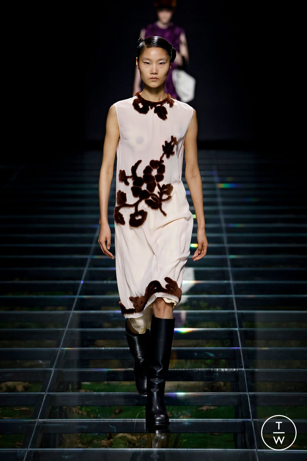 Fashion Week Milan Fall/Winter 2024 look 9 from the Prada collection 女装