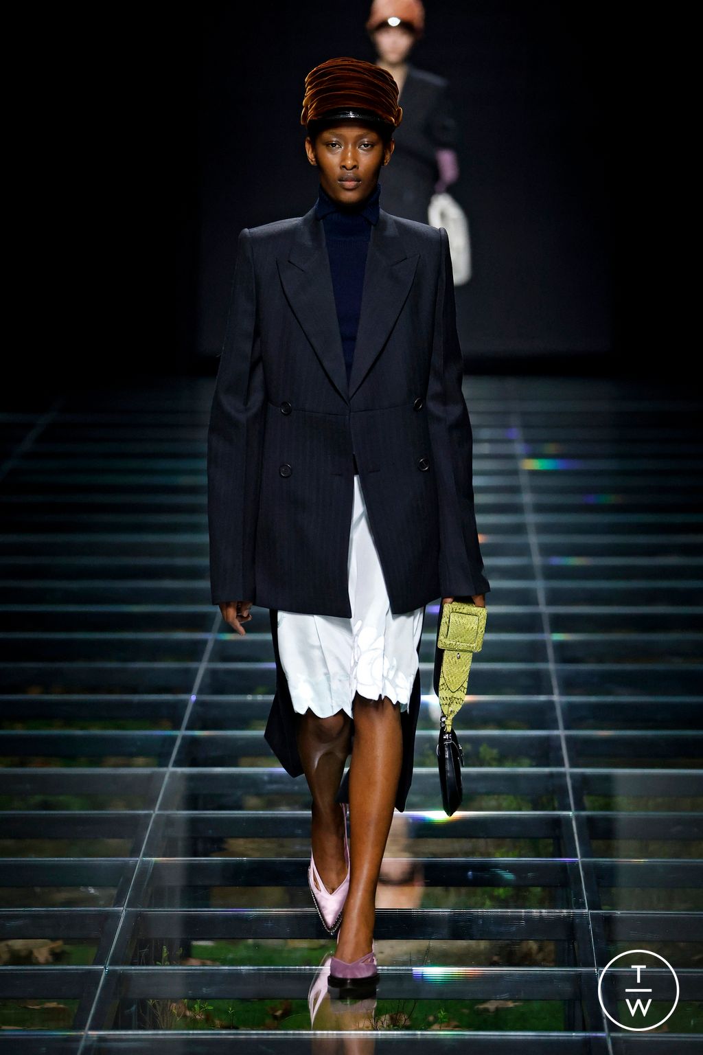 Fashion Week Milan Fall/Winter 2024 look 11 from the Prada collection 女装
