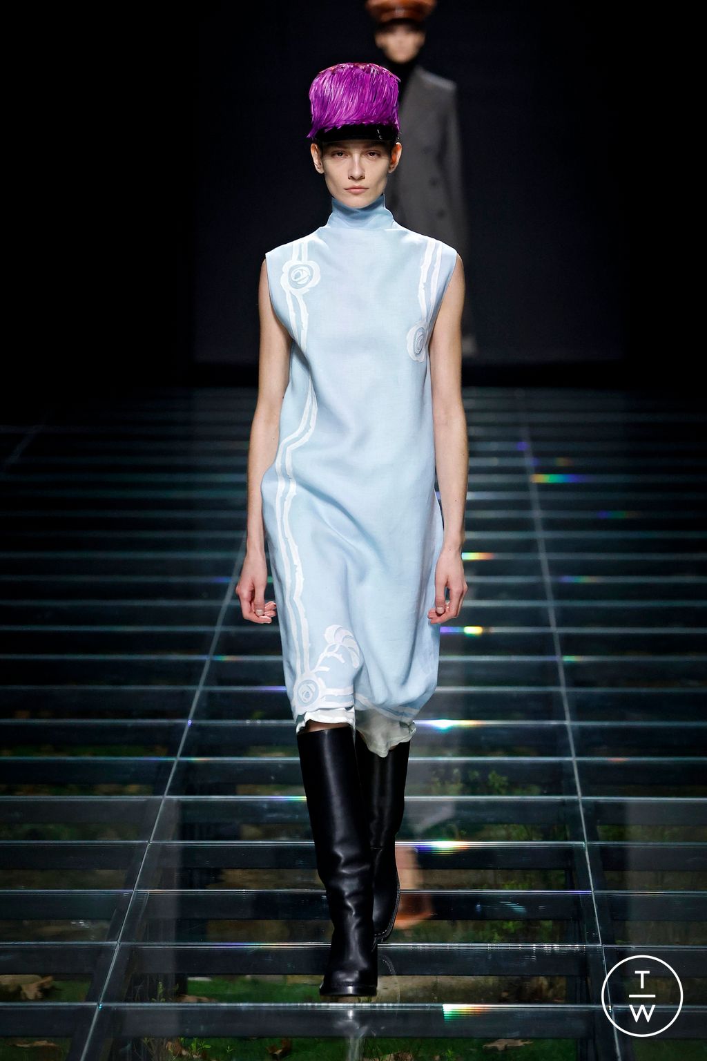 Fashion Week Milan Fall/Winter 2024 look 16 from the Prada collection 女装