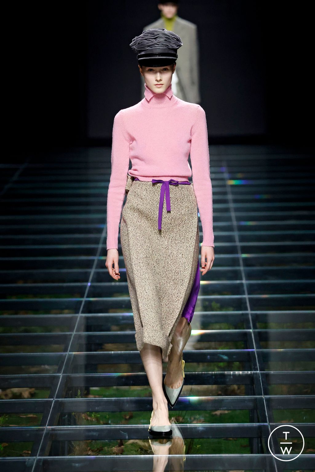 Fashion Week Milan Fall/Winter 2024 look 25 from the Prada collection womenswear