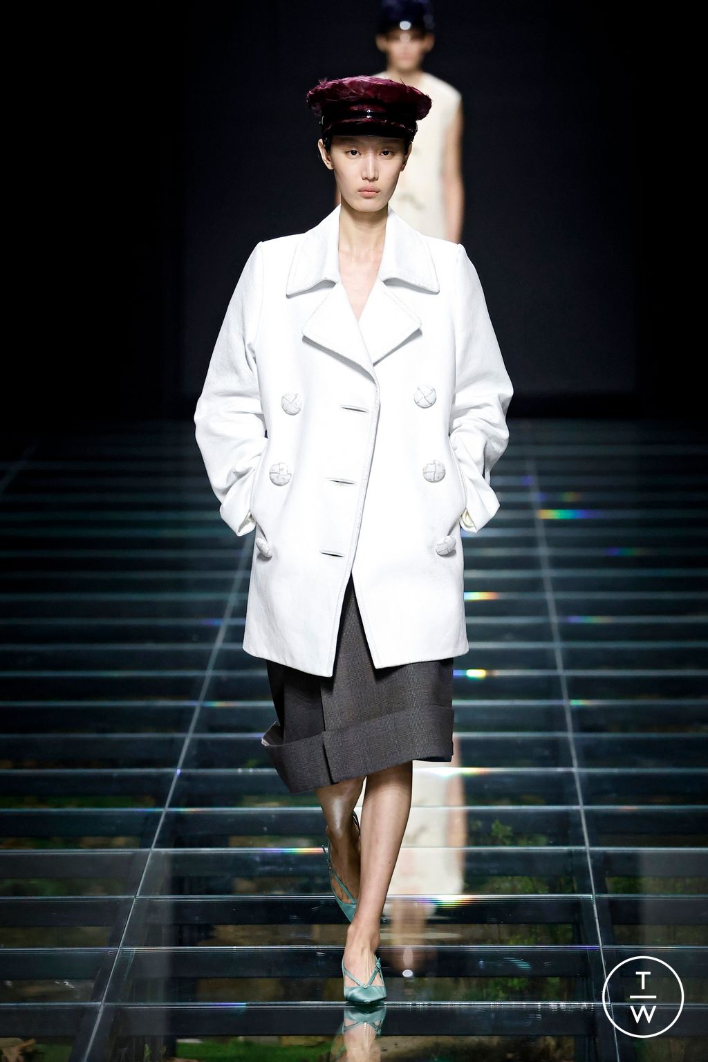 Fashion Week Milan Fall/Winter 2024 look 39 from the Prada collection 女装