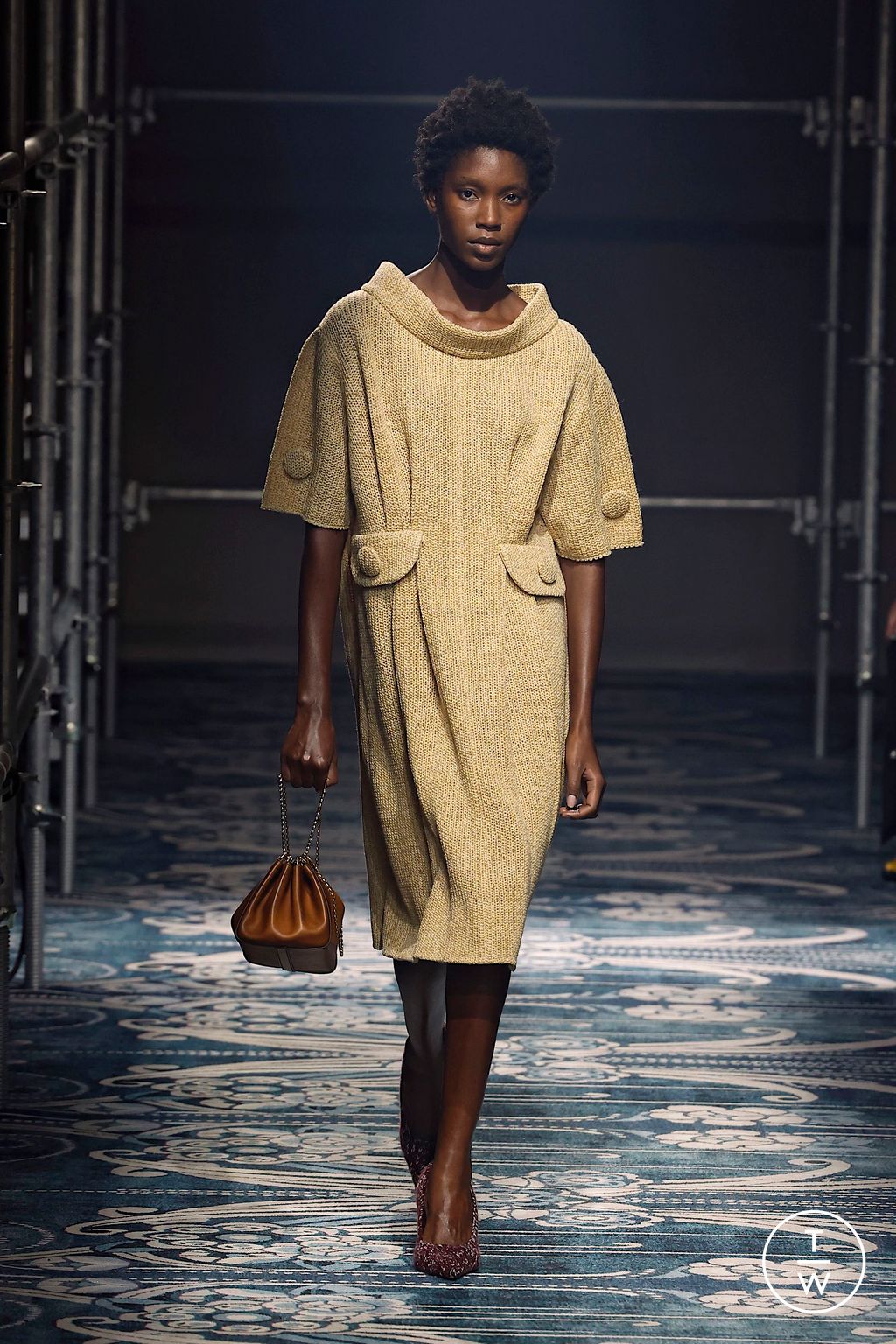 Fashion Week Milan Fall/Winter 2025 look 15 from the Prada collection womenswear