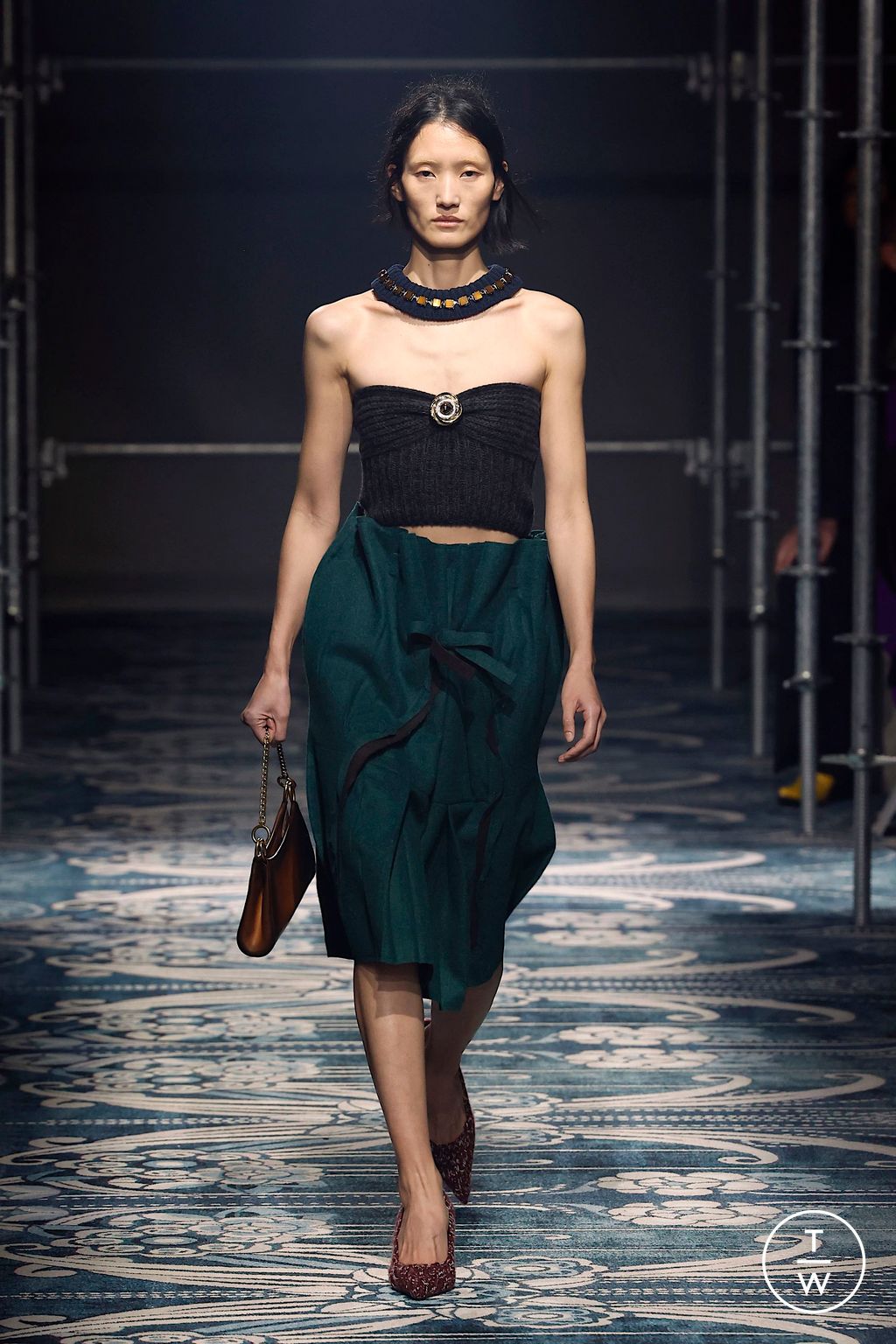 Fashion Week Milan Fall/Winter 2025 look 24 from the Prada collection womenswear