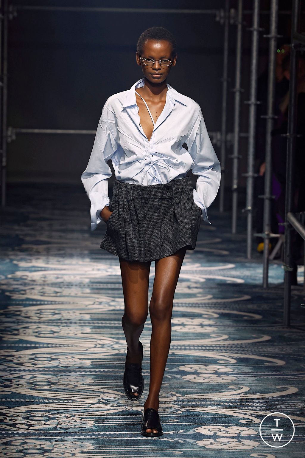 Fashion Week Milan Fall/Winter 2025 look 37 from the Prada collection womenswear