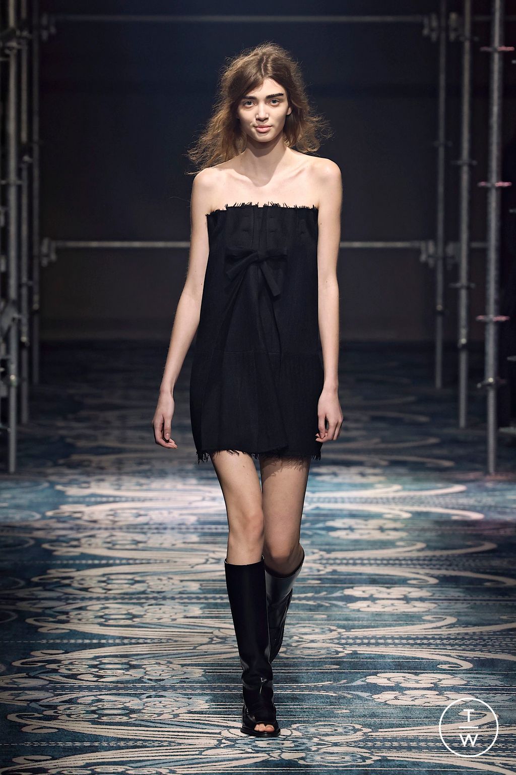 Fashion Week Milan Fall/Winter 2025 look 44 from the Prada collection womenswear
