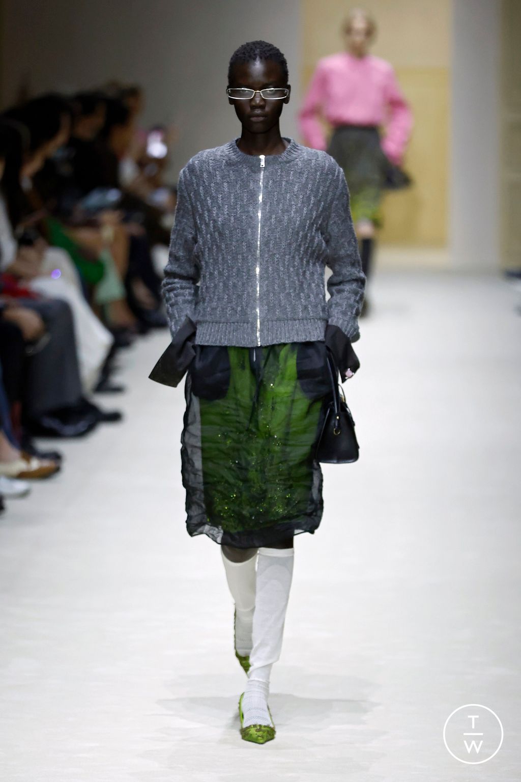 Fashion Week Milan Fall/Winter 2026 look 35 from the Prada collection 女装