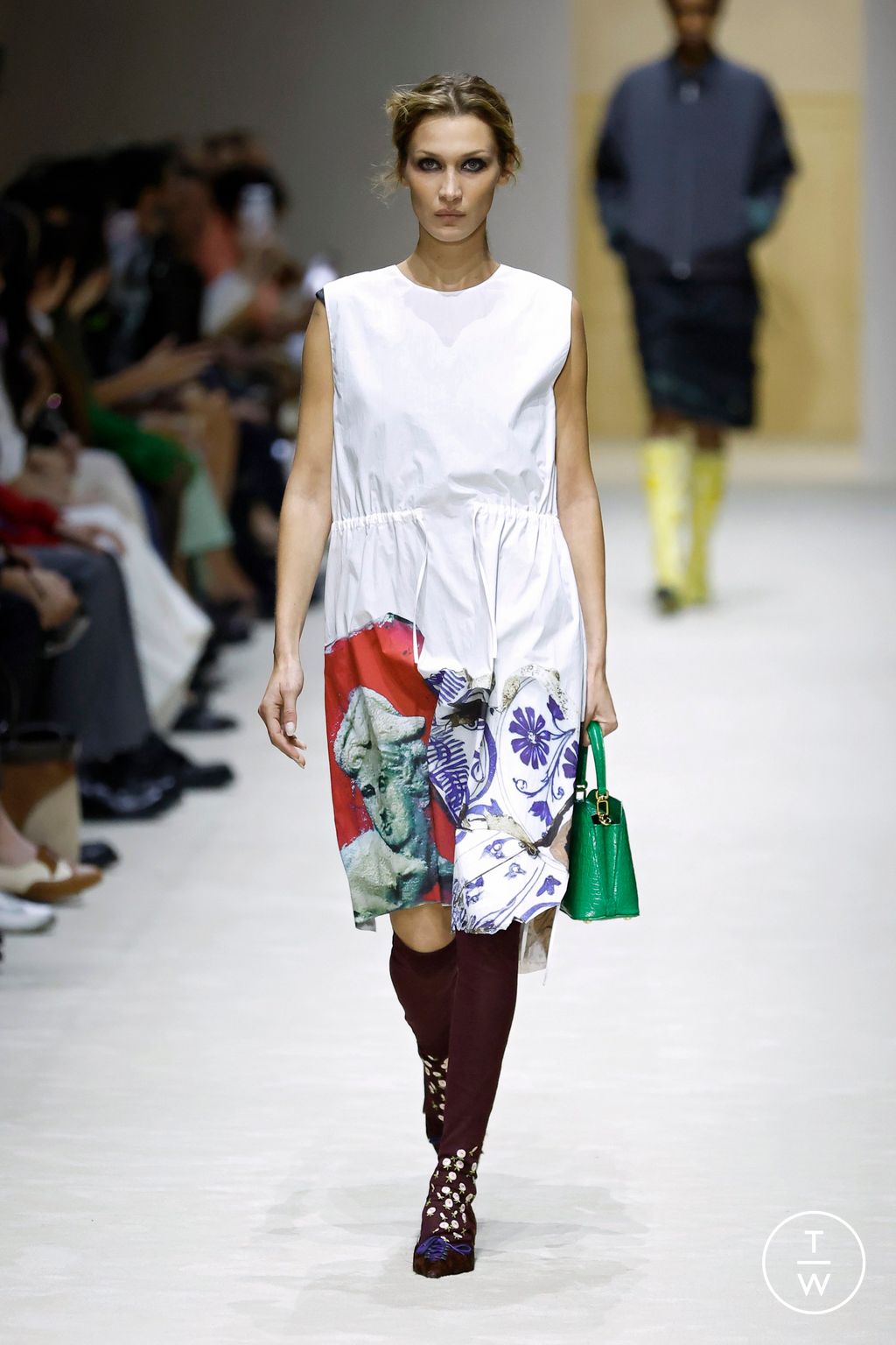 Fashion Week Milan Fall/Winter 2026 look 40 from the Prada collection womenswear