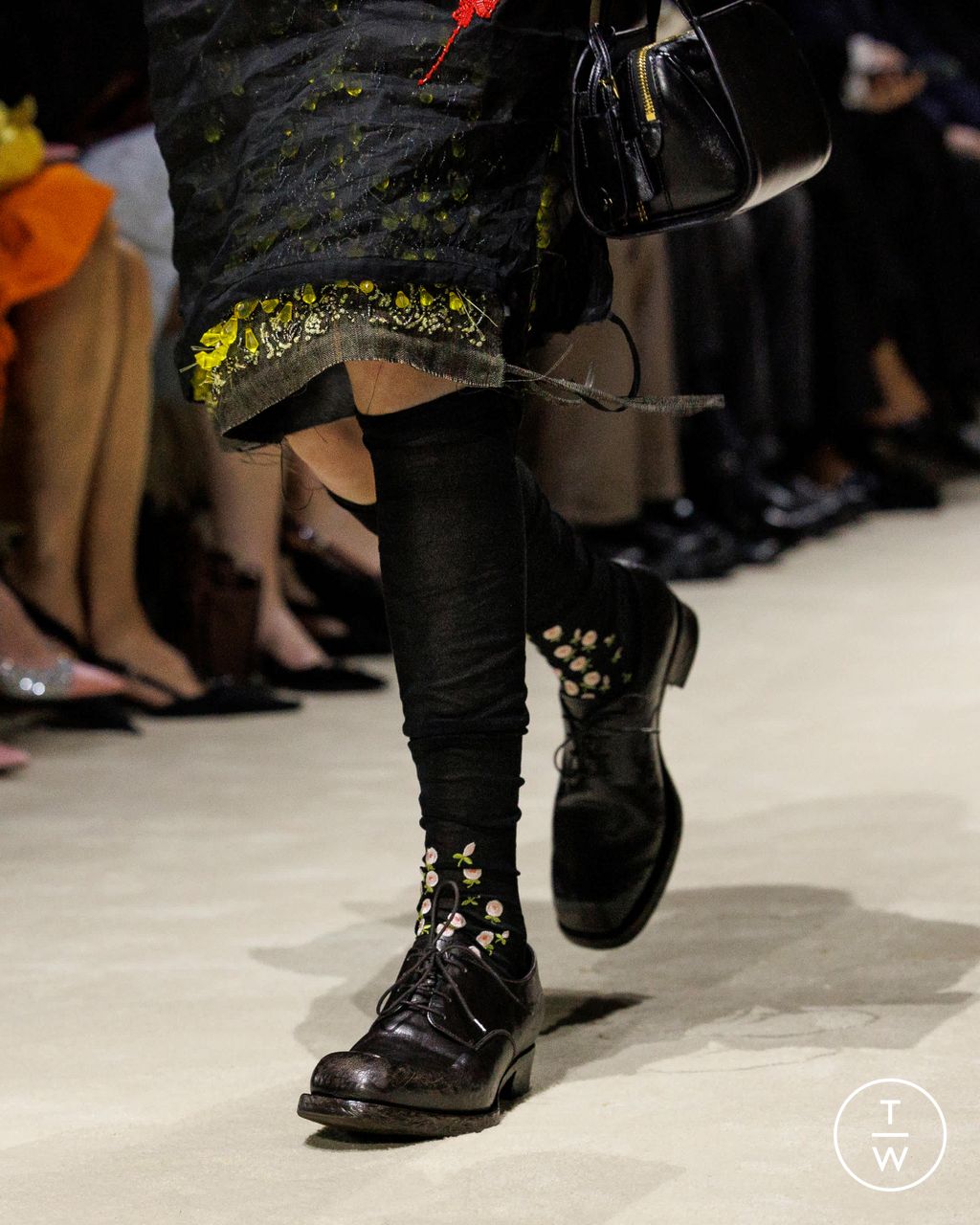 Fashion Week Milan Fall/Winter 2026 look 38 from the Prada collection 女装配饰