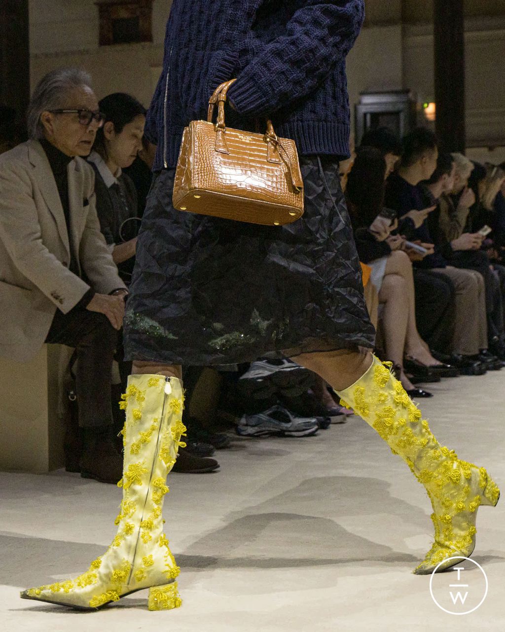 Fashion Week Milan Fall/Winter 2026 look 51 de la collection Prada womenswear accessories