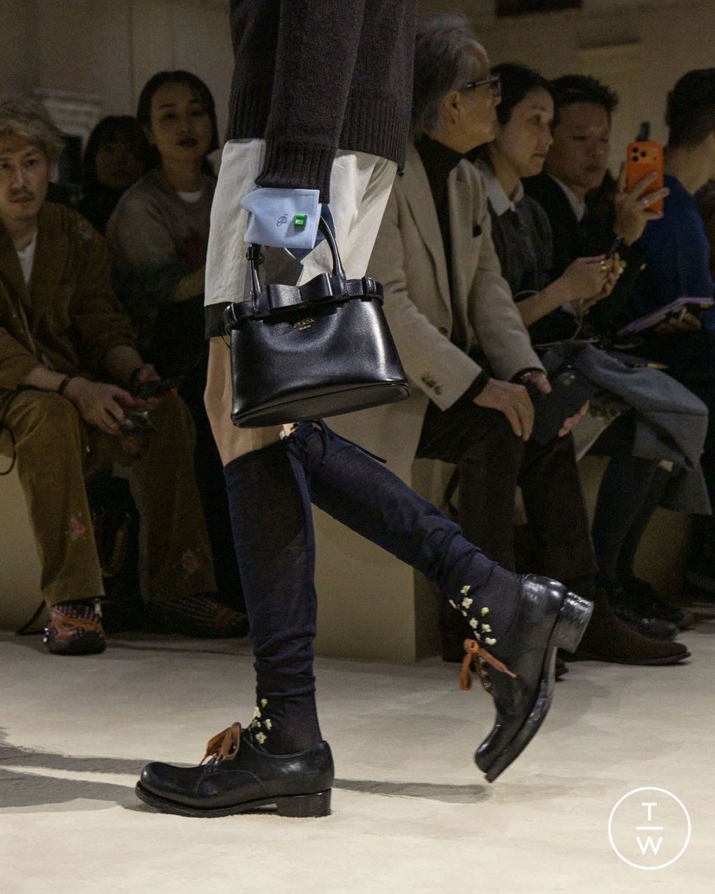 Fashion Week Milan Fall/Winter 2026 look 64 de la collection Prada womenswear accessories