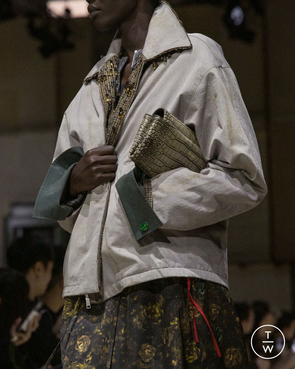 Fashion Week Milan Fall/Winter 2026 look 8 from the Prada collection 女装配饰