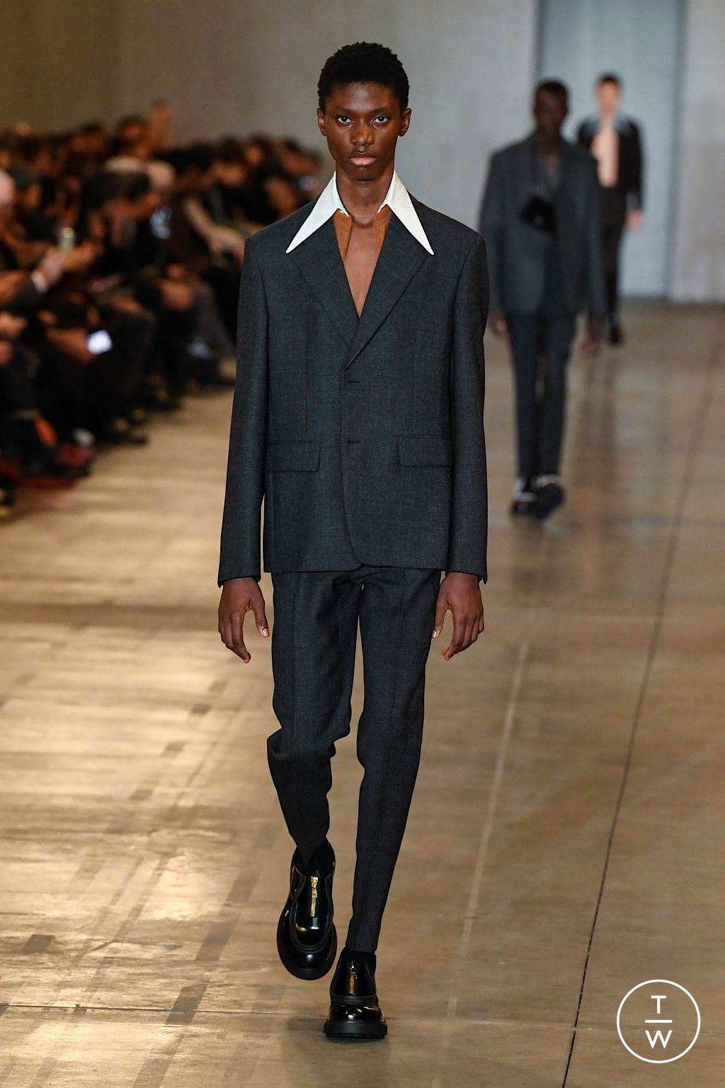 Fashion Week Milan Fall/Winter 2023 look 5 from the Prada collection menswear