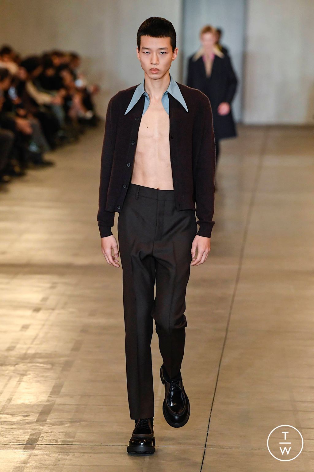 Fashion Week Milan Fall/Winter 2023 look 7 from the Prada collection 男装