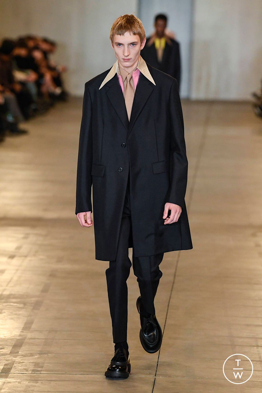 Fashion Week Milan Fall/Winter 2023 look 8 from the Prada collection 男装