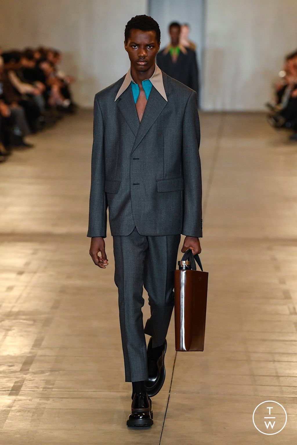 Fashion Week Milan Fall/Winter 2023 look 11 from the Prada collection 男装