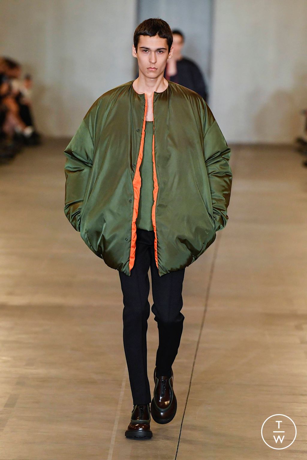 Fashion Week Milan Fall/Winter 2023 look 18 from the Prada collection menswear