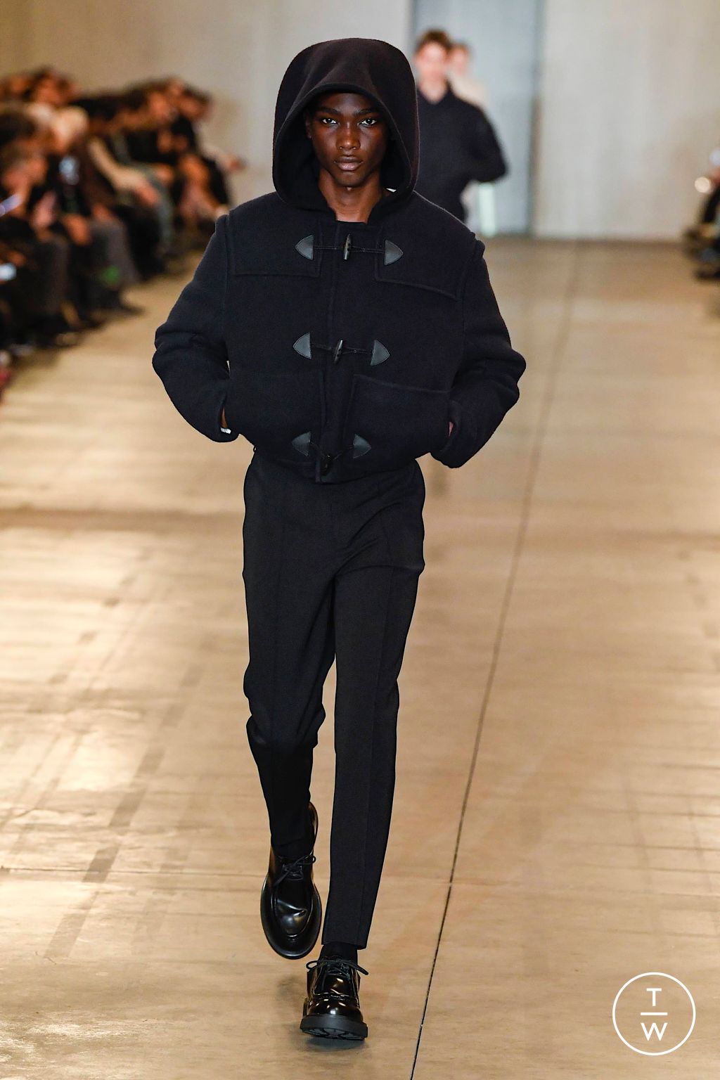 Fashion Week Milan Fall/Winter 2023 look 26 from the Prada collection menswear