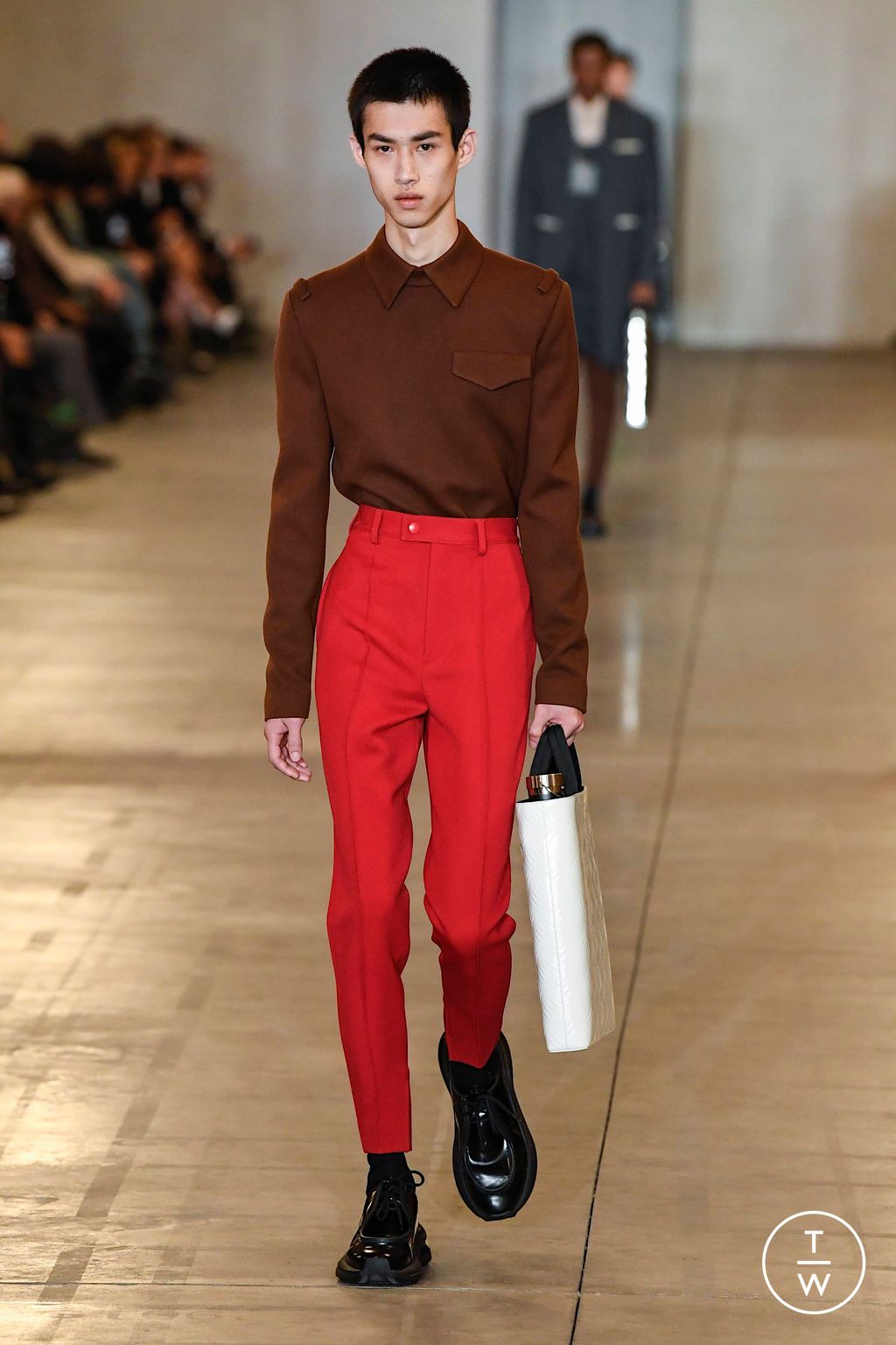 Fashion Week Milan Fall/Winter 2023 look 31 de la collection Prada menswear
