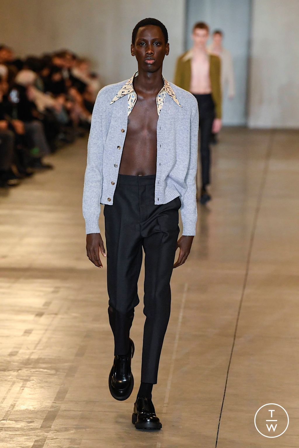 Fashion Week Milan Fall/Winter 2023 look 41 de la collection Prada menswear