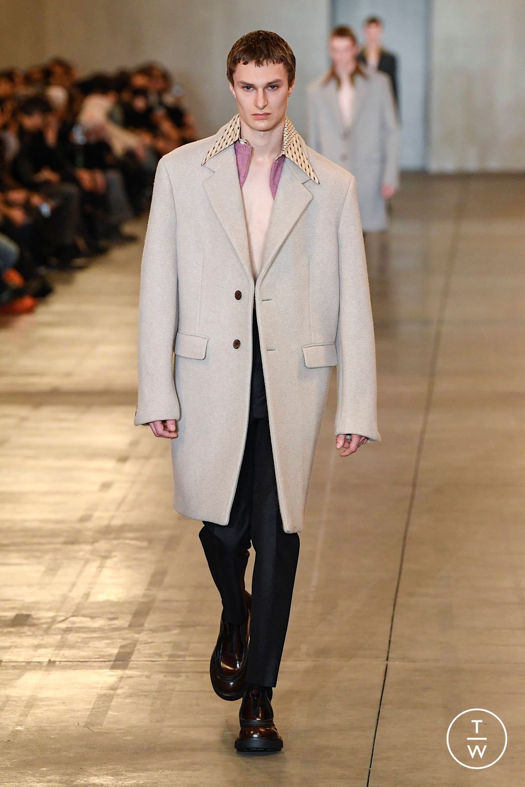 Fashion Week Milan Fall/Winter 2023 look 43 from the Prada collection 男装