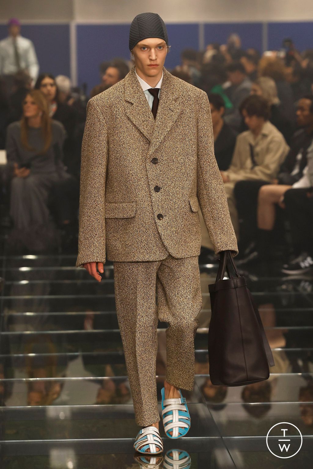 Fashion Week Milan Fall/Winter 2024 look 6 from the Prada collection 男装