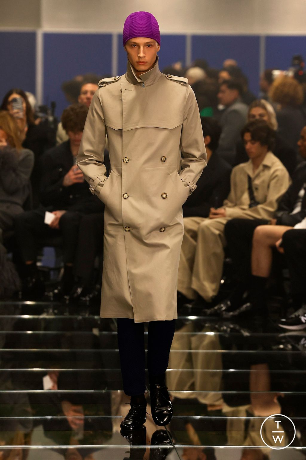 Fashion Week Milan Fall/Winter 2024 look 17 from the Prada collection 男装