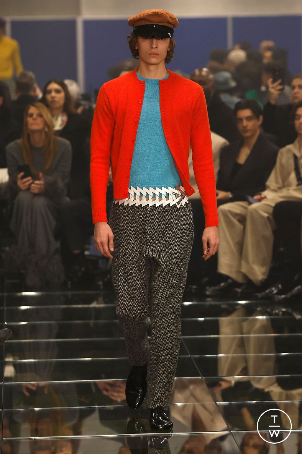 Fashion Week Milan Fall/Winter 2024 look 27 from the Prada collection 男装