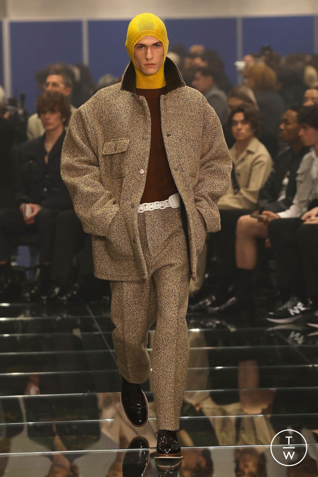 Fashion Week Milan Fall/Winter 2024 look 31 from the Prada collection menswear