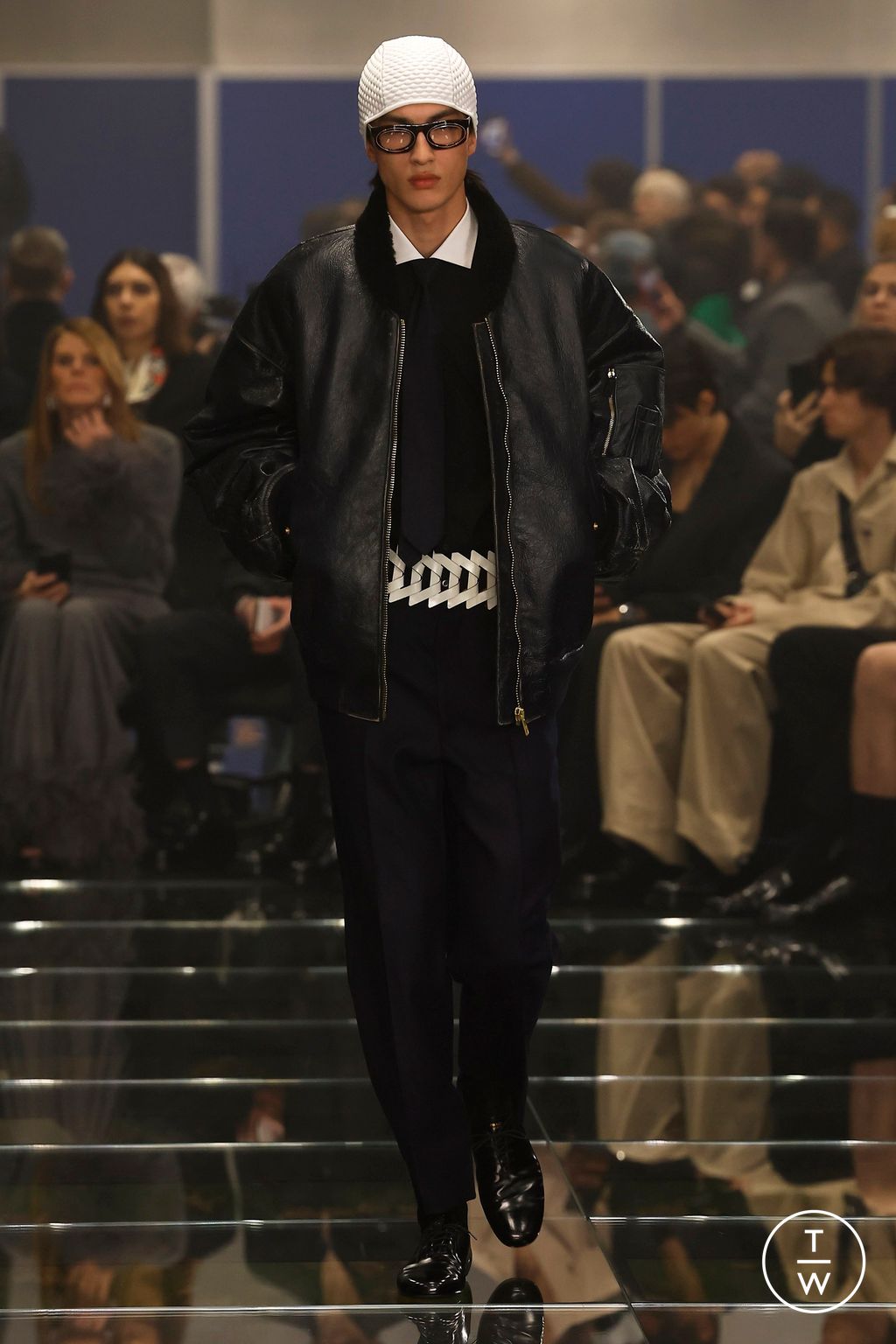 Fashion Week Milan Fall/Winter 2024 look 41 from the Prada collection 男装