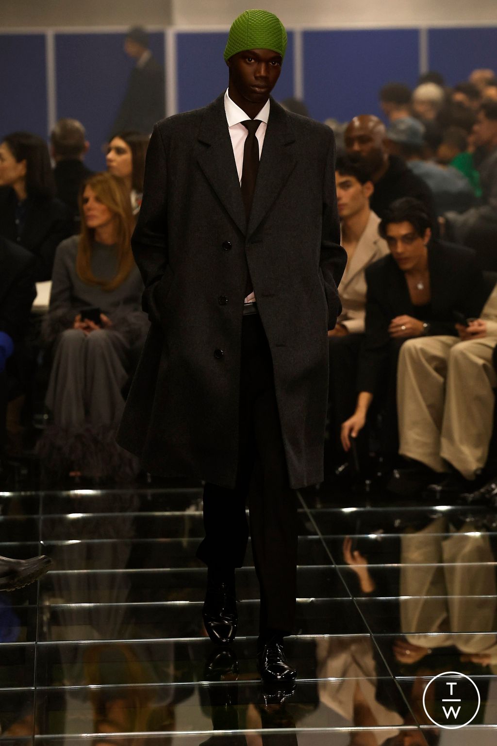 Fashion Week Milan Fall/Winter 2024 look 47 from the Prada collection 男装