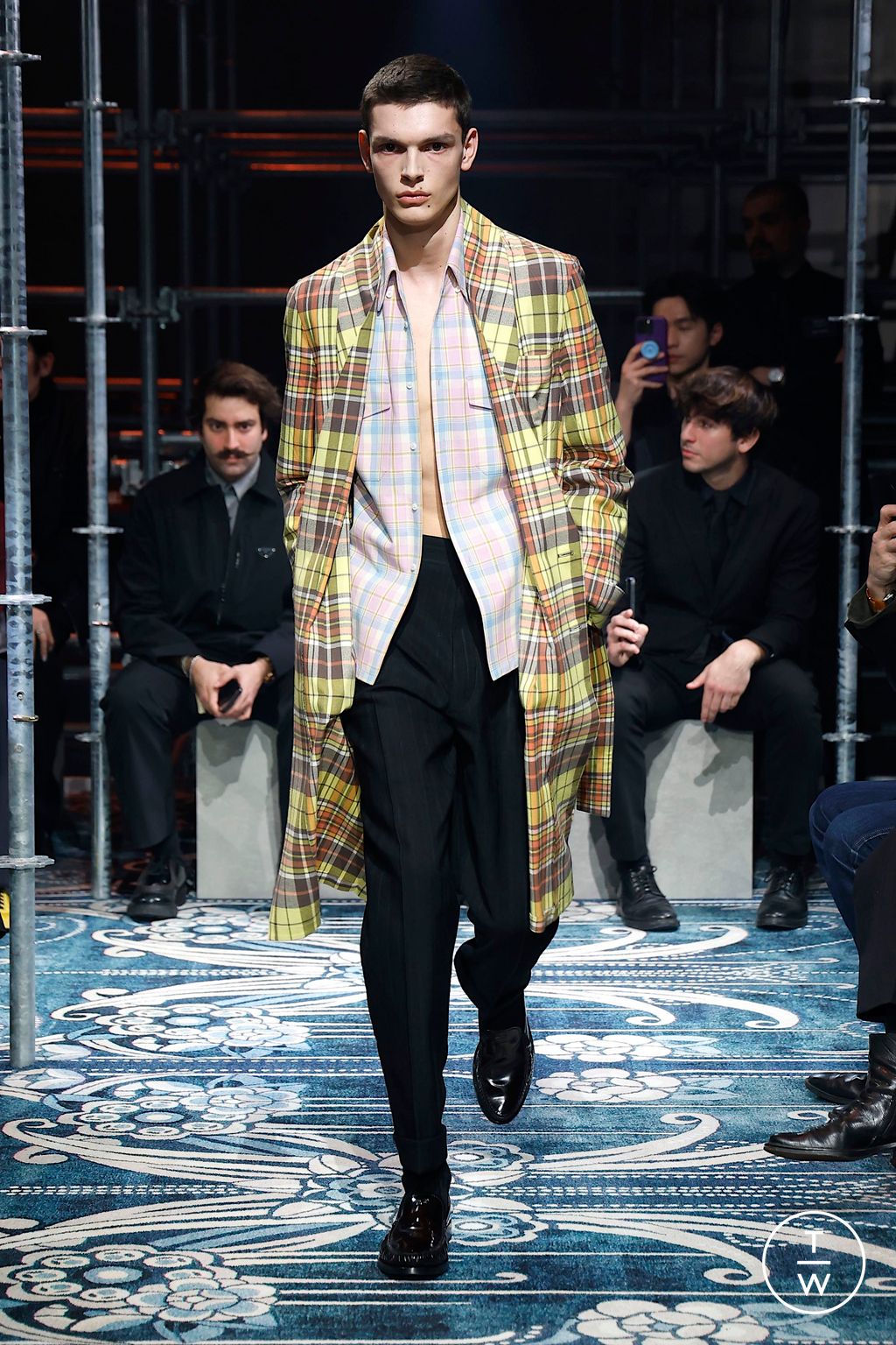 Fashion Week Milan Fall/Winter 2025 look 3 from the Prada collection menswear