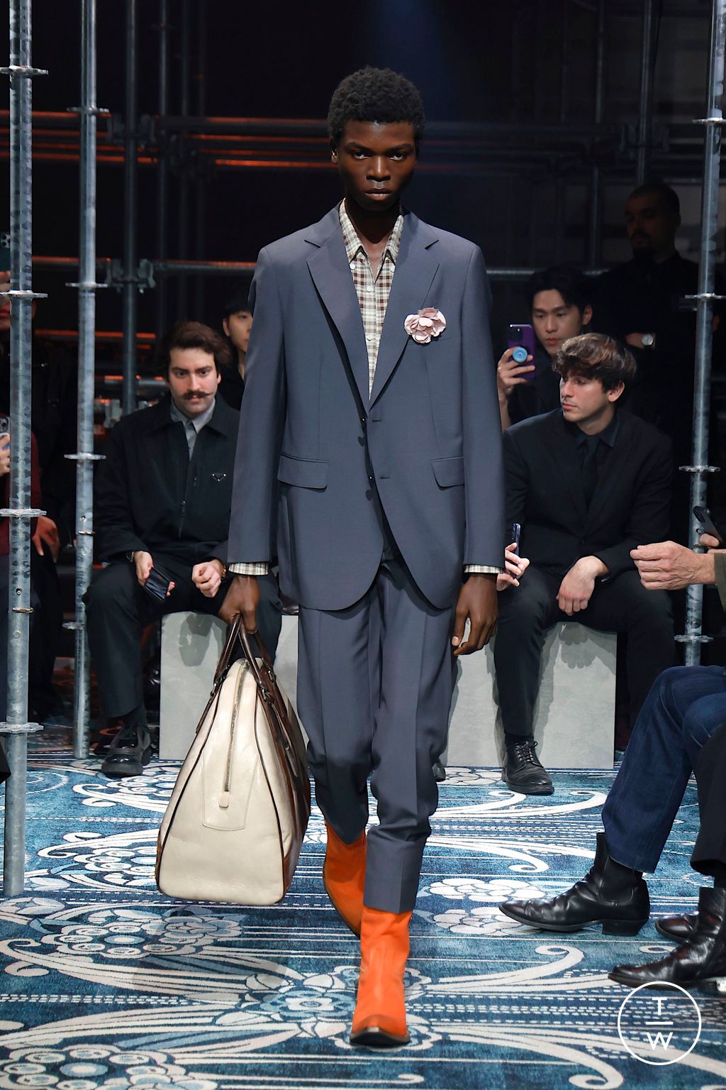 Fashion Week Milan Fall/Winter 2025 look 8 from the Prada collection menswear