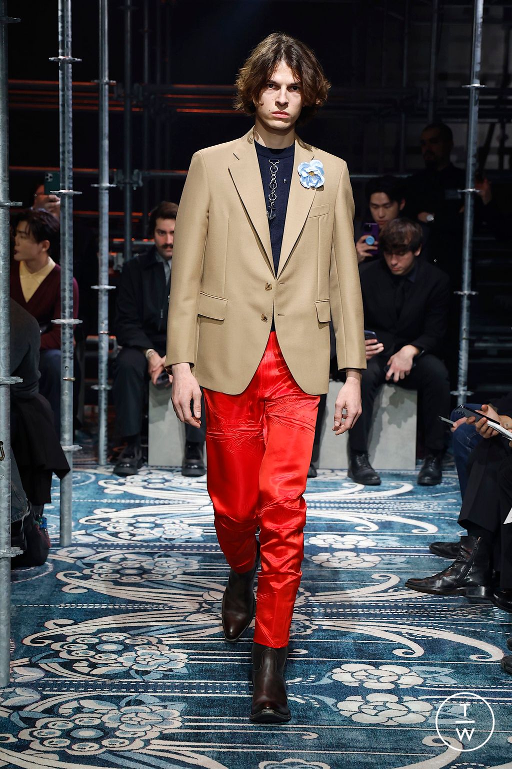 Fashion Week Milan Fall/Winter 2025 look 21 de la collection Prada menswear