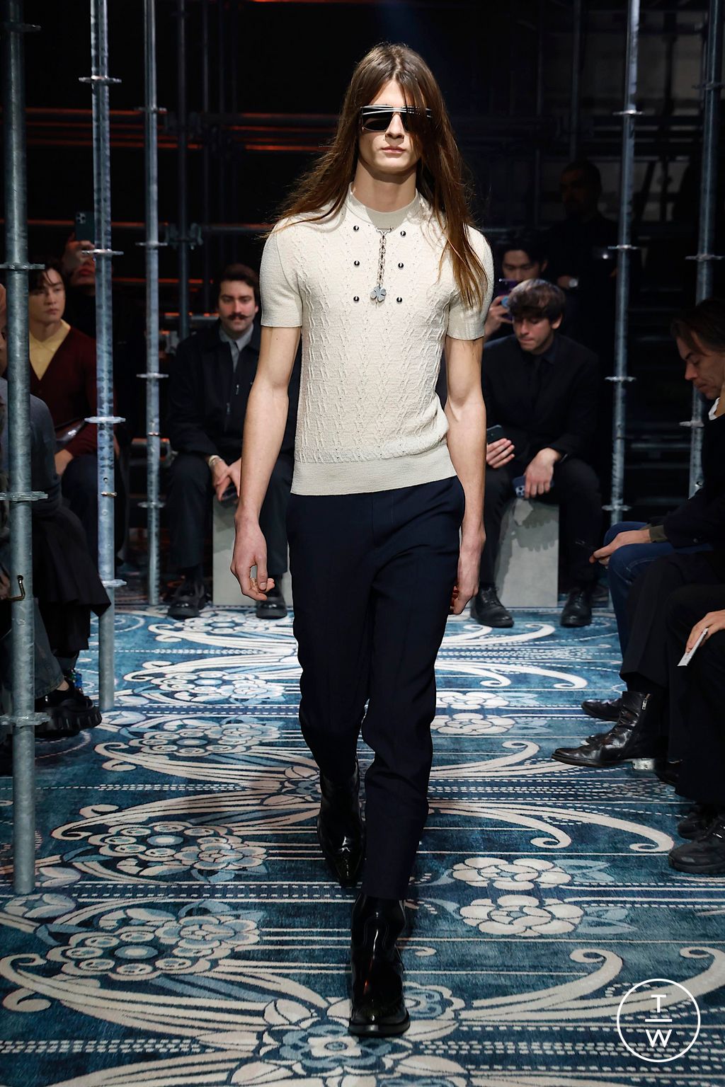 Fashion Week Milan Fall/Winter 2025 look 23 from the Prada collection menswear