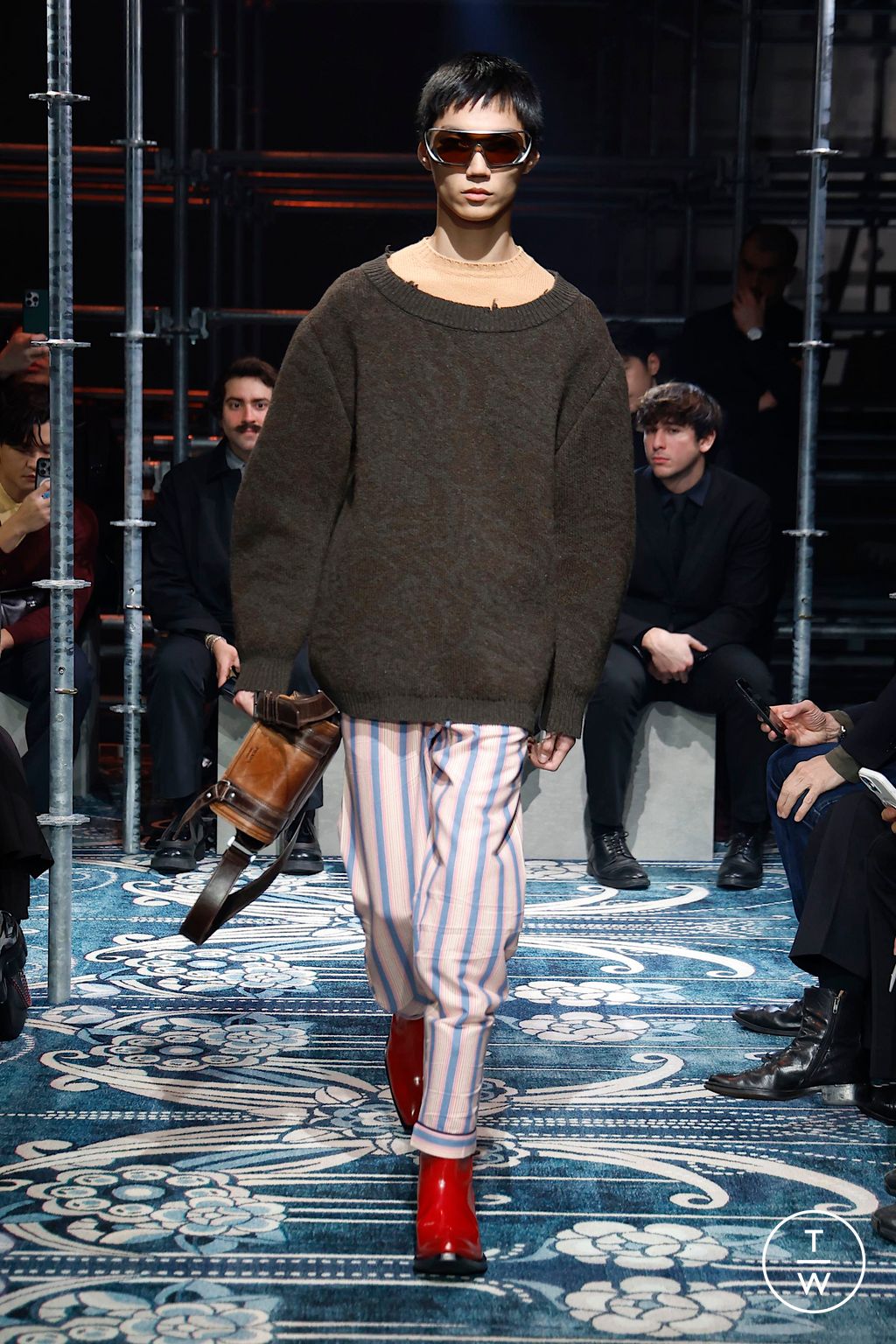Fashion Week Milan Fall/Winter 2025 look 31 from the Prada collection menswear