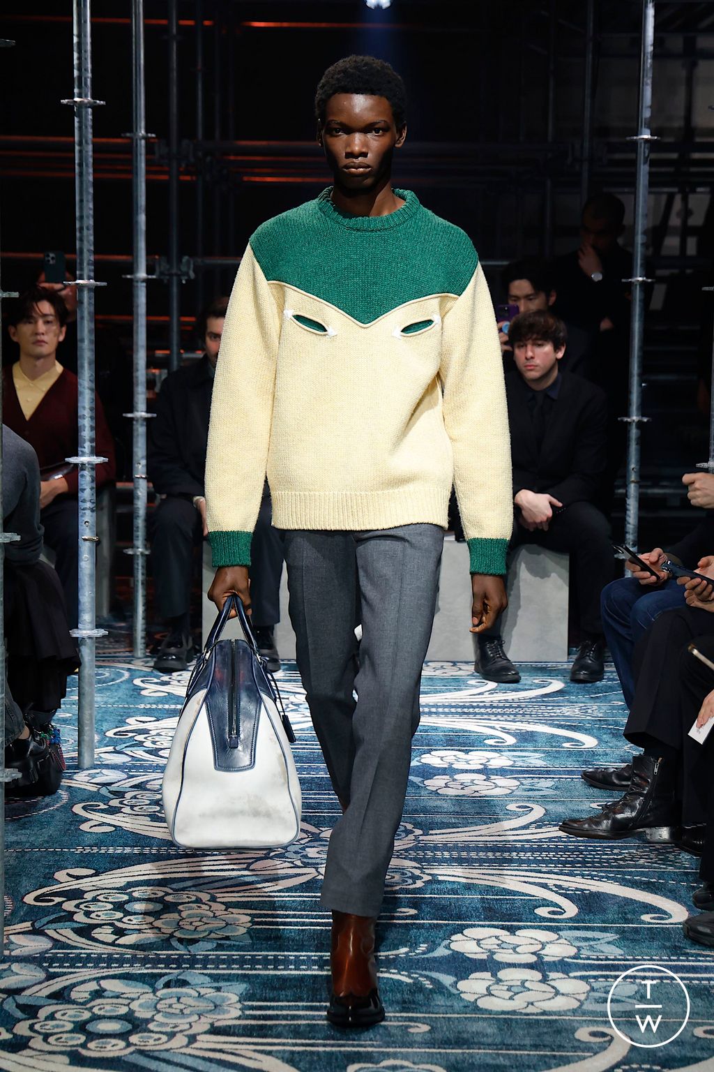 Fashion Week Milan Fall/Winter 2025 look 34 from the Prada collection menswear
