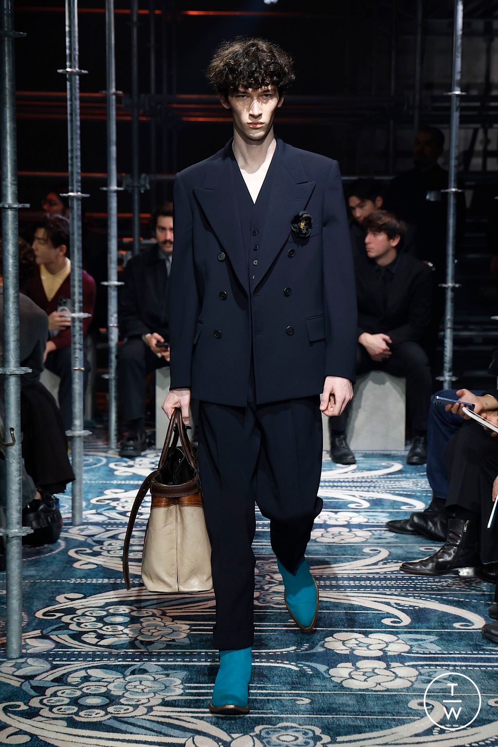 Fashion Week Milan Fall/Winter 2025 look 54 de la collection Prada menswear
