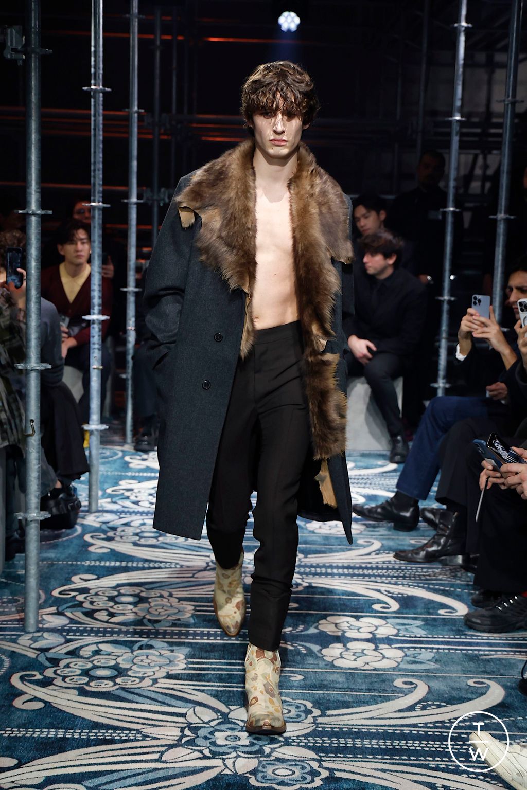 Fashion Week Milan Fall/Winter 2025 look 58 de la collection Prada menswear